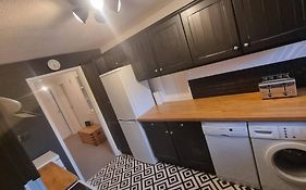 Spacious Self Contained Flat In Superb Location